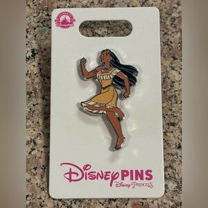 Disney Pin - Glittery Lines Princess Pocahontas 2023 NEW